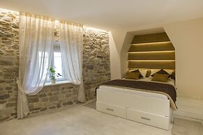 Situs Residence