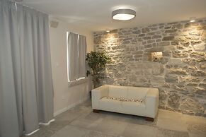 Situs Residence