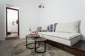 Blue Jasmine Suites