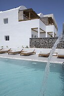June Twenty Suites