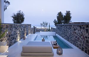 June Twenty Suites