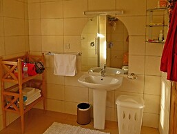 Milimani Cottages