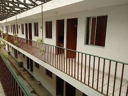 Hotel El 2000