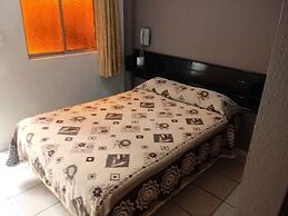 Hotel El 2000