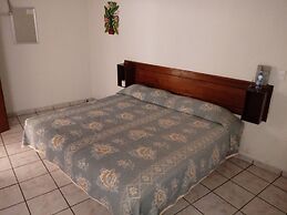 Hotel El 2000
