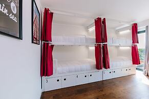 Lisbon South Hostel