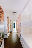 Lisbon South Hostel