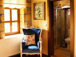 PluVia Boutique Hotel