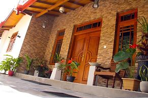 Serenity Hill Oasis