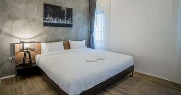 J Pool Villa Huahin