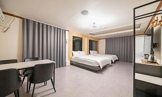 Donghae Gloria Hotel