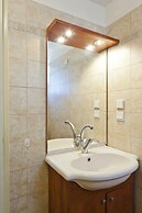 TLV Suites Inn