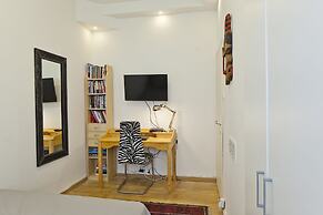 TLV Suites Inn