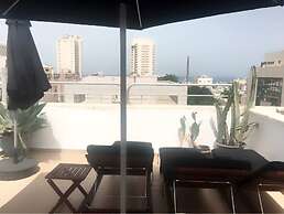 TLV Suites Triplex Penthouse With pool
