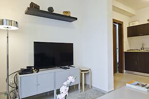 TLV Suites By The Sea - 2 Rooms