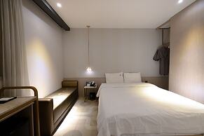 Hound Hotel Seomyeon - Bumcheon