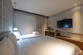 Hound Hotel Seomyeon - Bumcheon