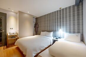 Hound Hotel Seomyeon - Bumcheon