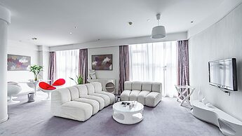 Luoyang Christian's Hotel