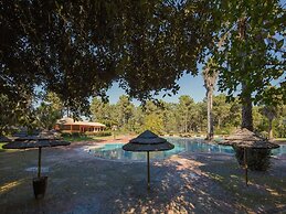 Aroeira Golf and Beach Cottage by Host-Point