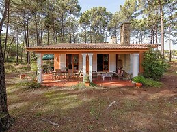 Aroeira Golf and Beach Cottage by Host-Point