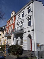 A&S Hostel Bonnerstr. 64