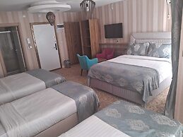 Crystall Hotel
