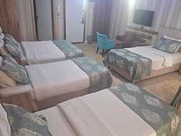 Crystall Hotel