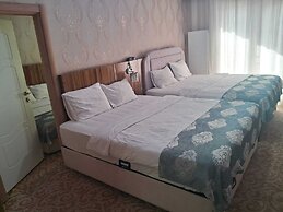 Crystall Hotel