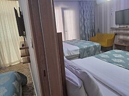 Crystall Hotel