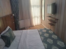Crystall Hotel