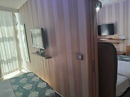 Crystall Hotel