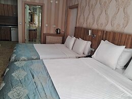 Crystall Hotel