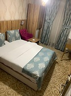 Crystall Hotel