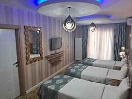 Crystall Hotel