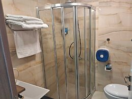 Crystall Hotel