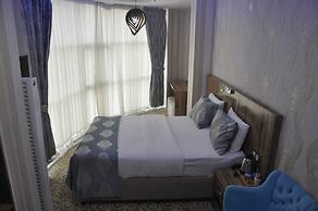 Crystall Hotel