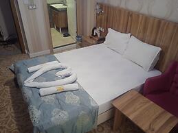 Crystall Hotel
