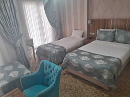 Crystall Hotel