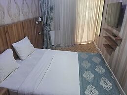 Crystall Hotel