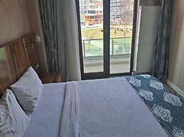 Crystall Hotel