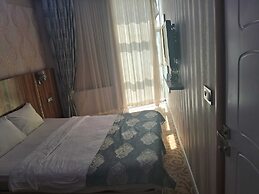 Crystall Hotel