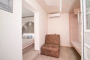 Lena Apartments