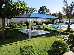 Blue Lagoon Lodge Blantyre