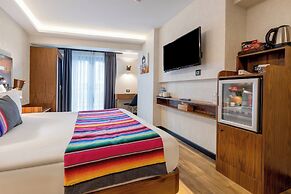 HAY Hotel Alsancak