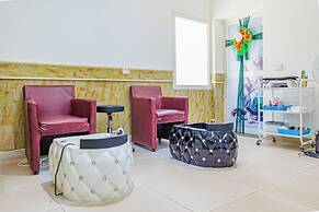 African Princess Beach Hotel