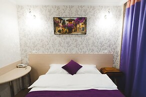 Hotel City
