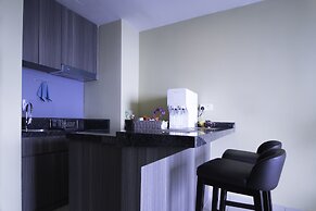 Sky D'Mont Suites
