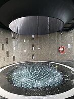Sky D'Mont Suites