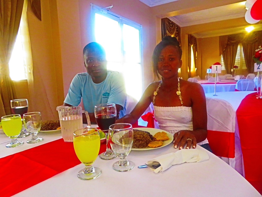 Comfort Plus Hotel